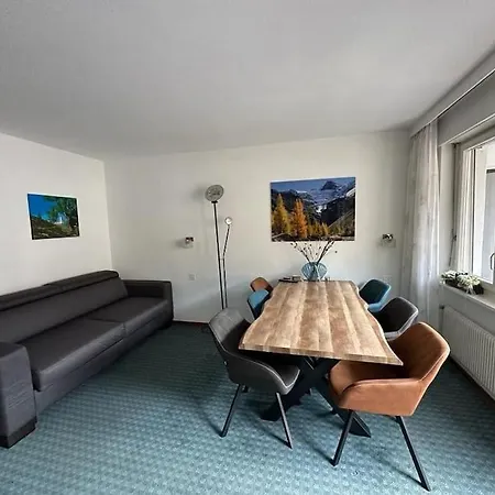 Swiss Paradise 7 Gaste Und Nadelhorn 6 Gaste, Sauna アパート